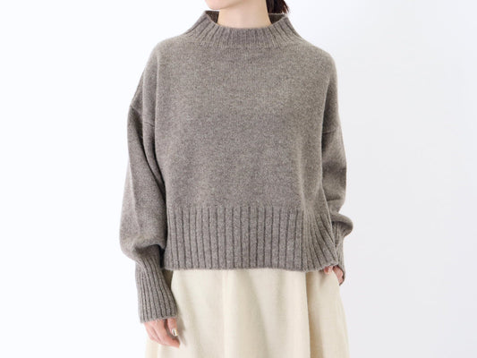 23AW｜K-14｜ヤク ショート丈ワイド Sweater〈COZY〉